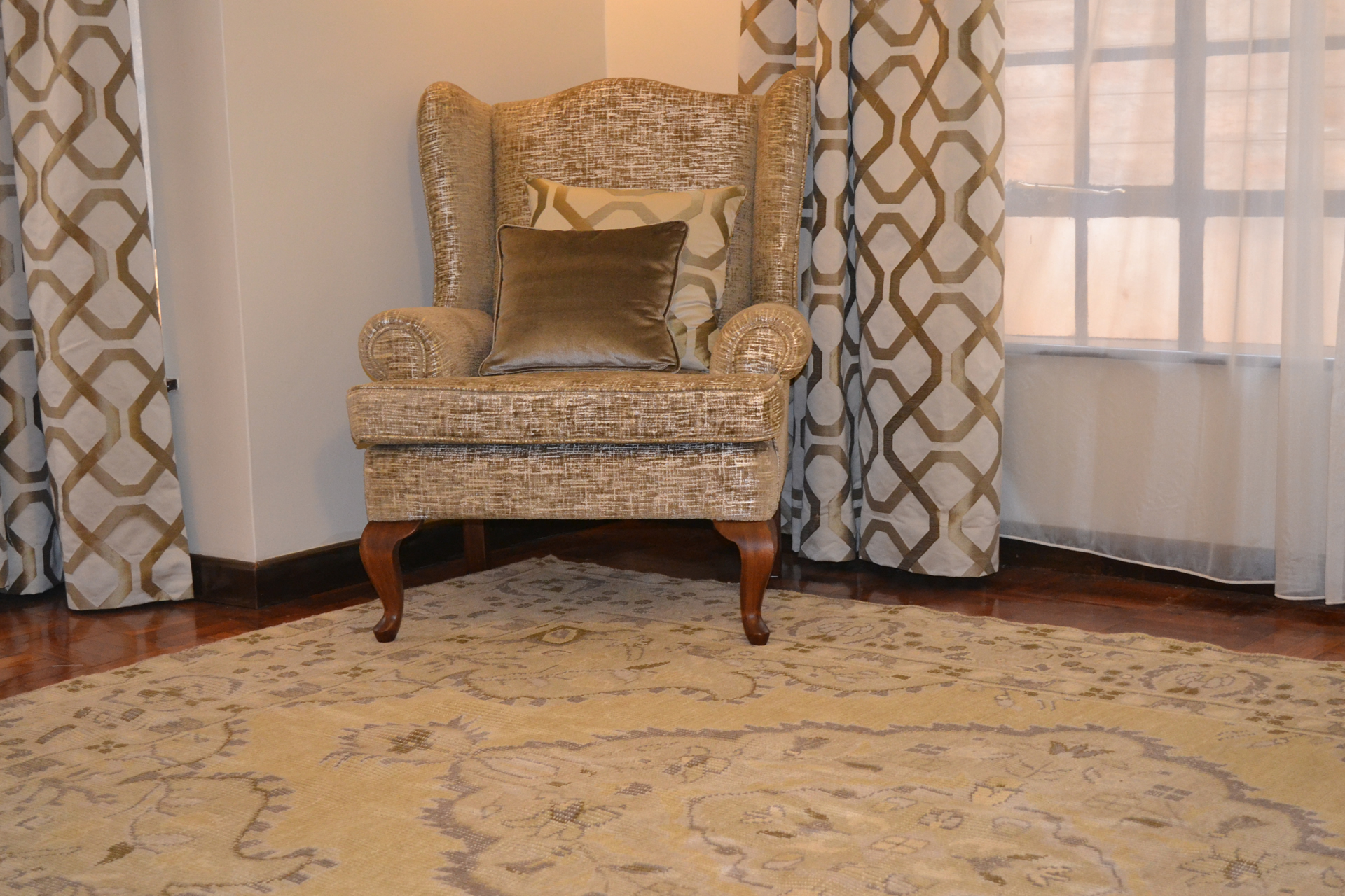 See The Beauty Through Your Bespoke Curtains and Blinds With Hearth Interiors